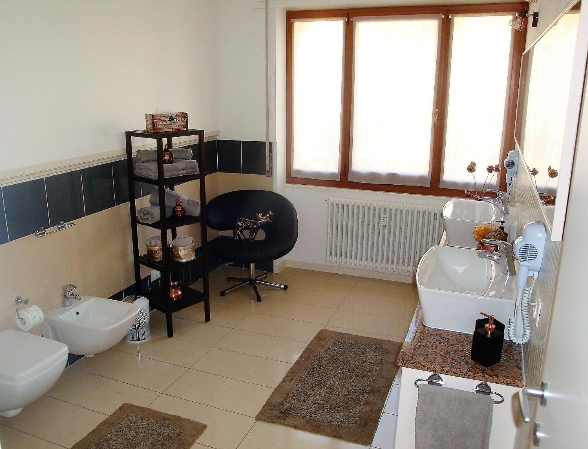 Apartamento Lucini Ai Portici Tirano Exterior foto